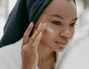 diy-face-moisturizer-cc0-public-domain-pexels-cottonbro-studio-230828 diy face moisturizer
