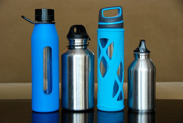 reusable-water-bottles-are-great-gifts-for-environ-cc0-pixabay-naturefriend-220507_download Reusable water bottles are great gifts for environmentalists.